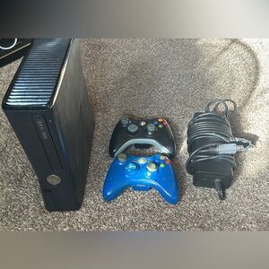 Xbox 360 black